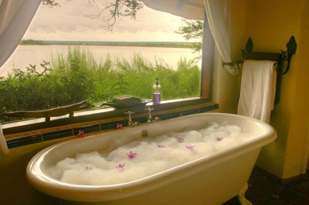 Tongabezi Lodge Simonga 外观 照片